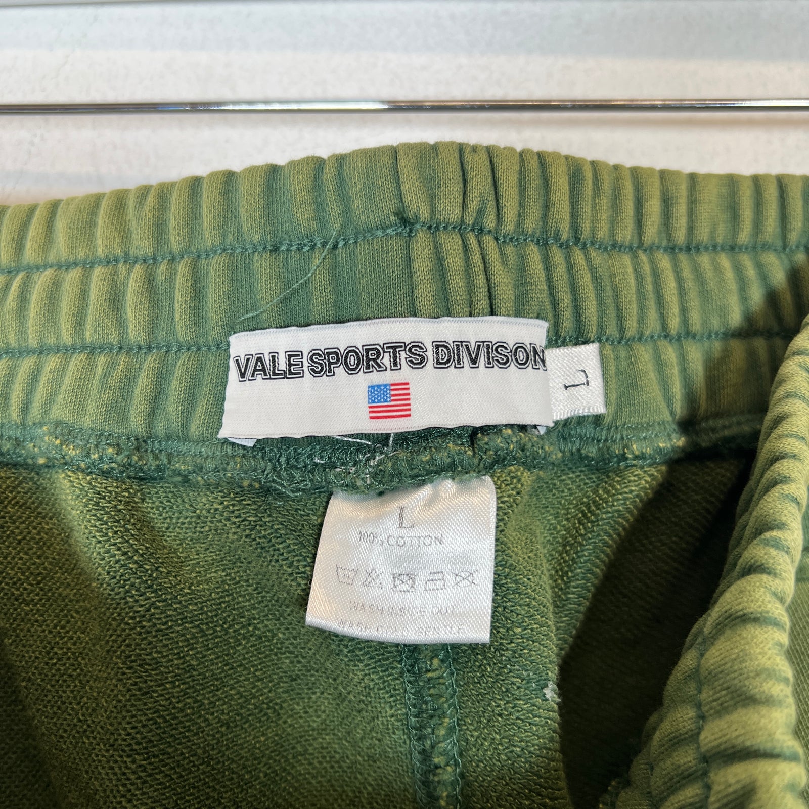 Vale Lives Green Floral Sweatpants Size L