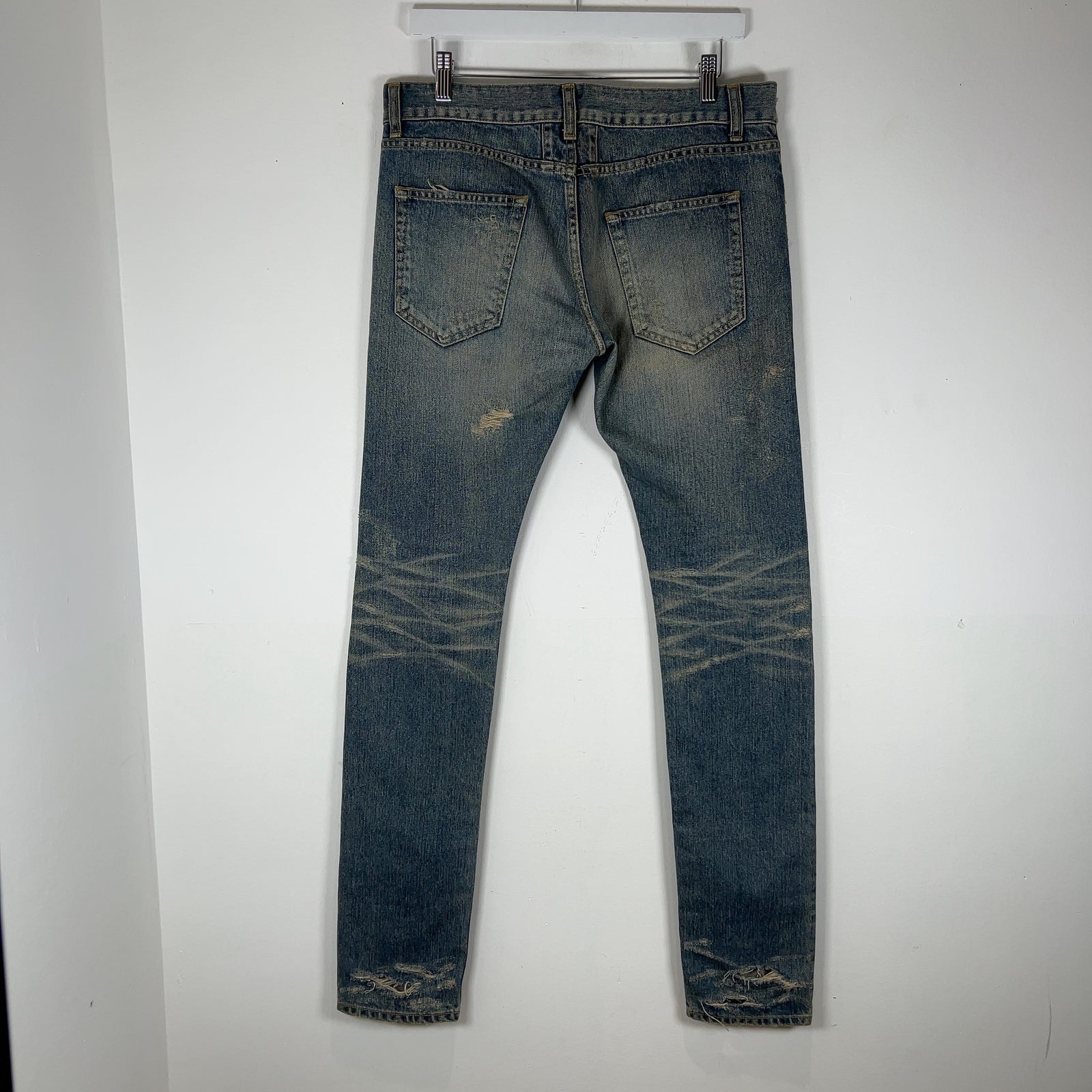 Saint Laurent Distressed Lightwash Skinny D02 Jeans