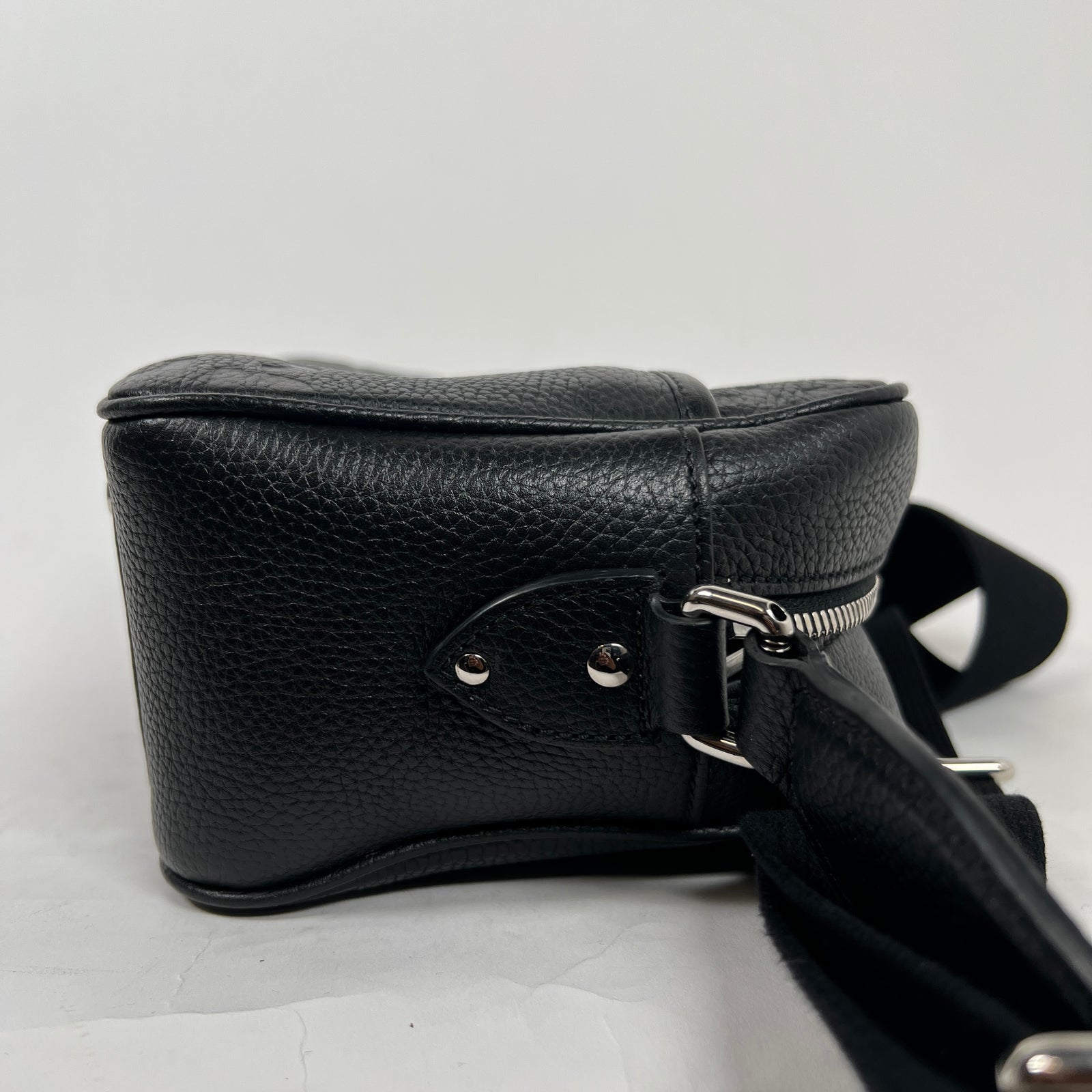 Gucci Black Jumbo GG Medium Messanger Bag