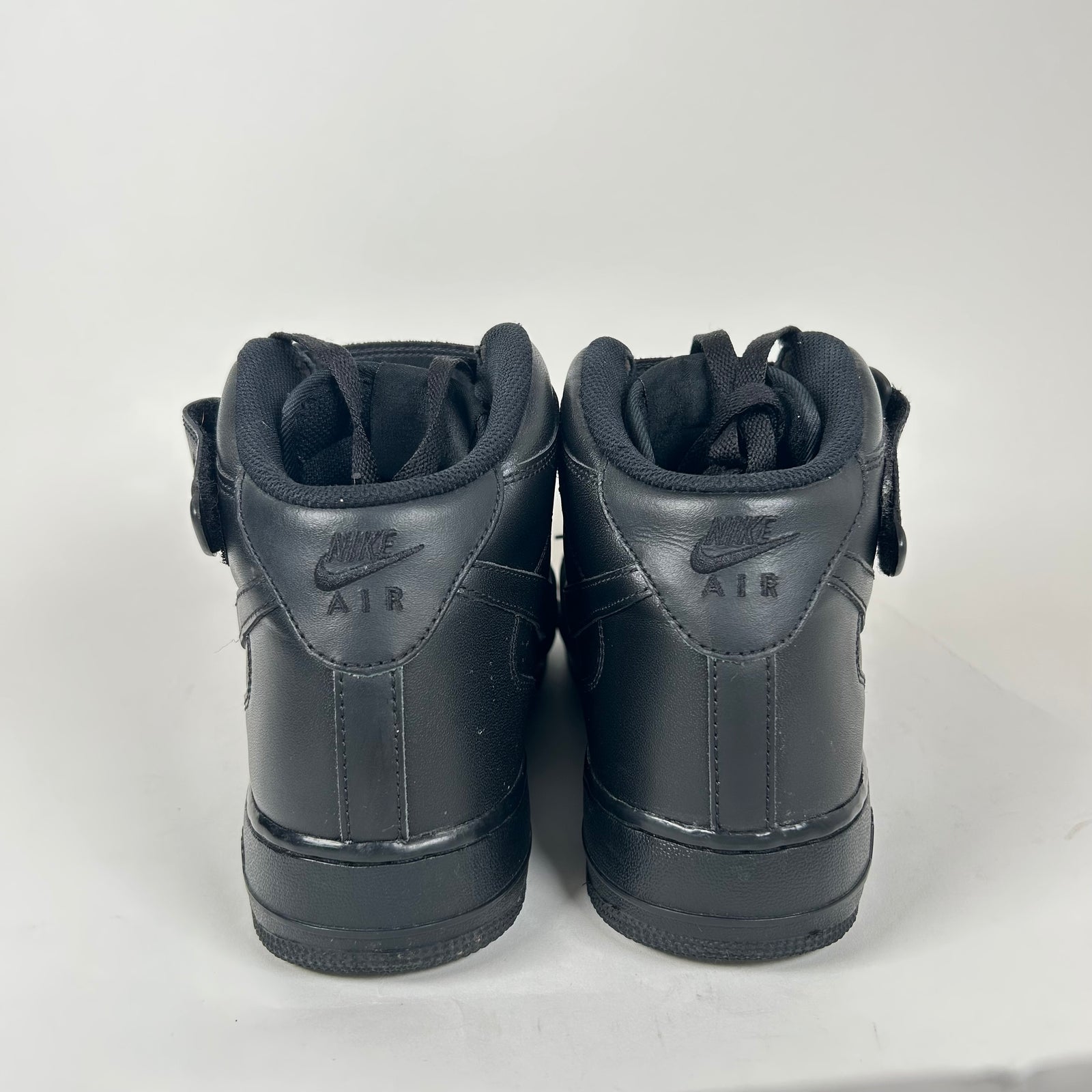 CDG X Nike Air Force One Mid Black Dinaosur Size 11