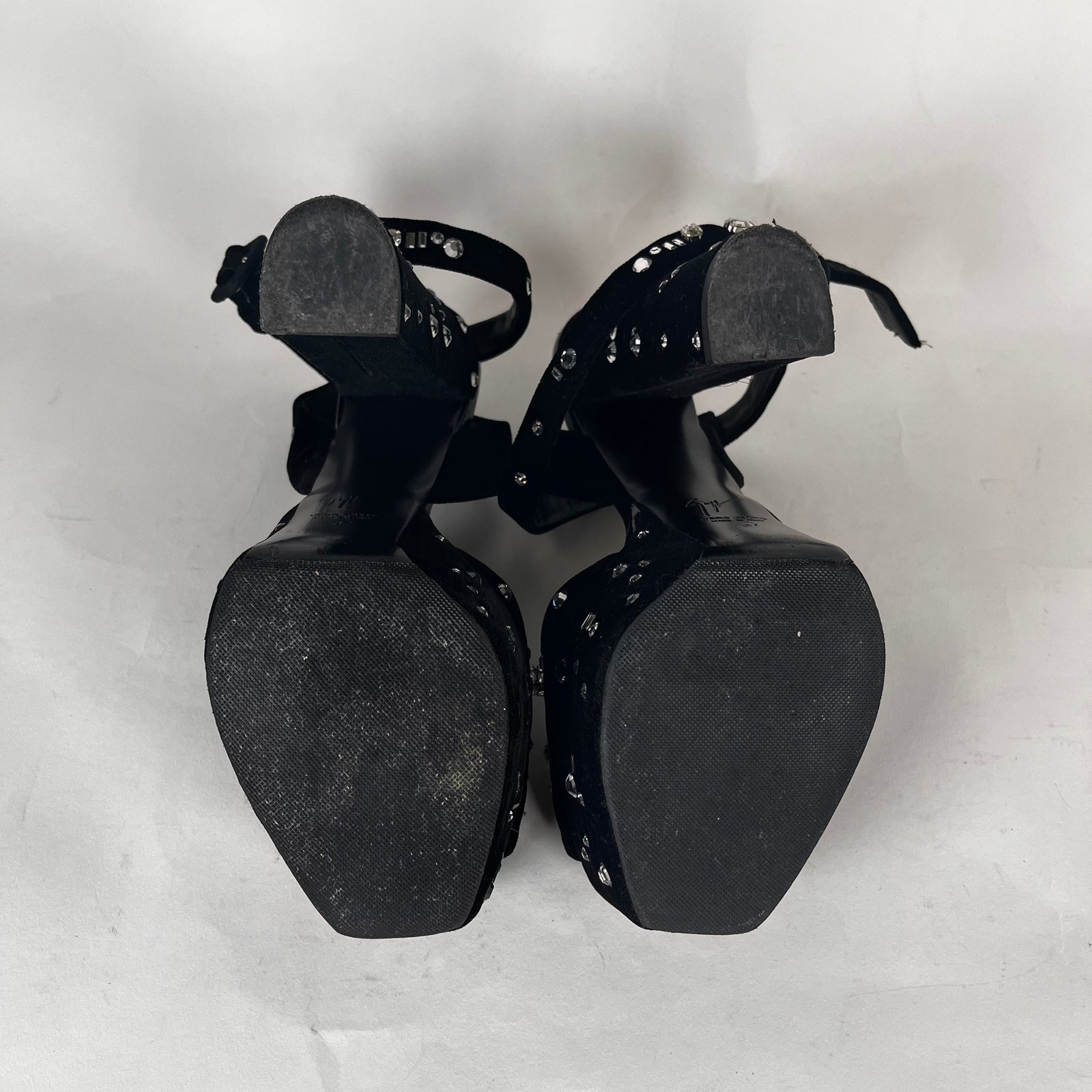 Giuseppe Crystal Velour Pumps Size 37