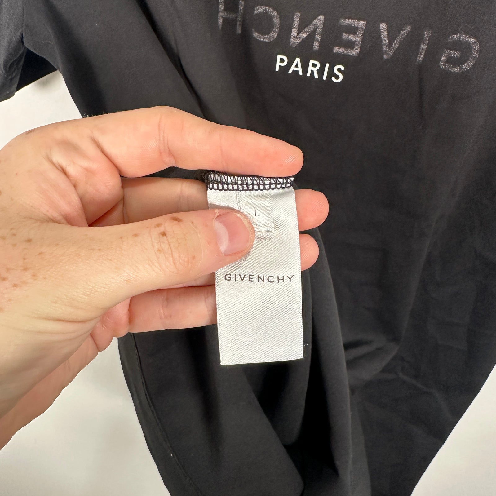 Givenchy Spelled Out Logo Black T-Shirt Size L