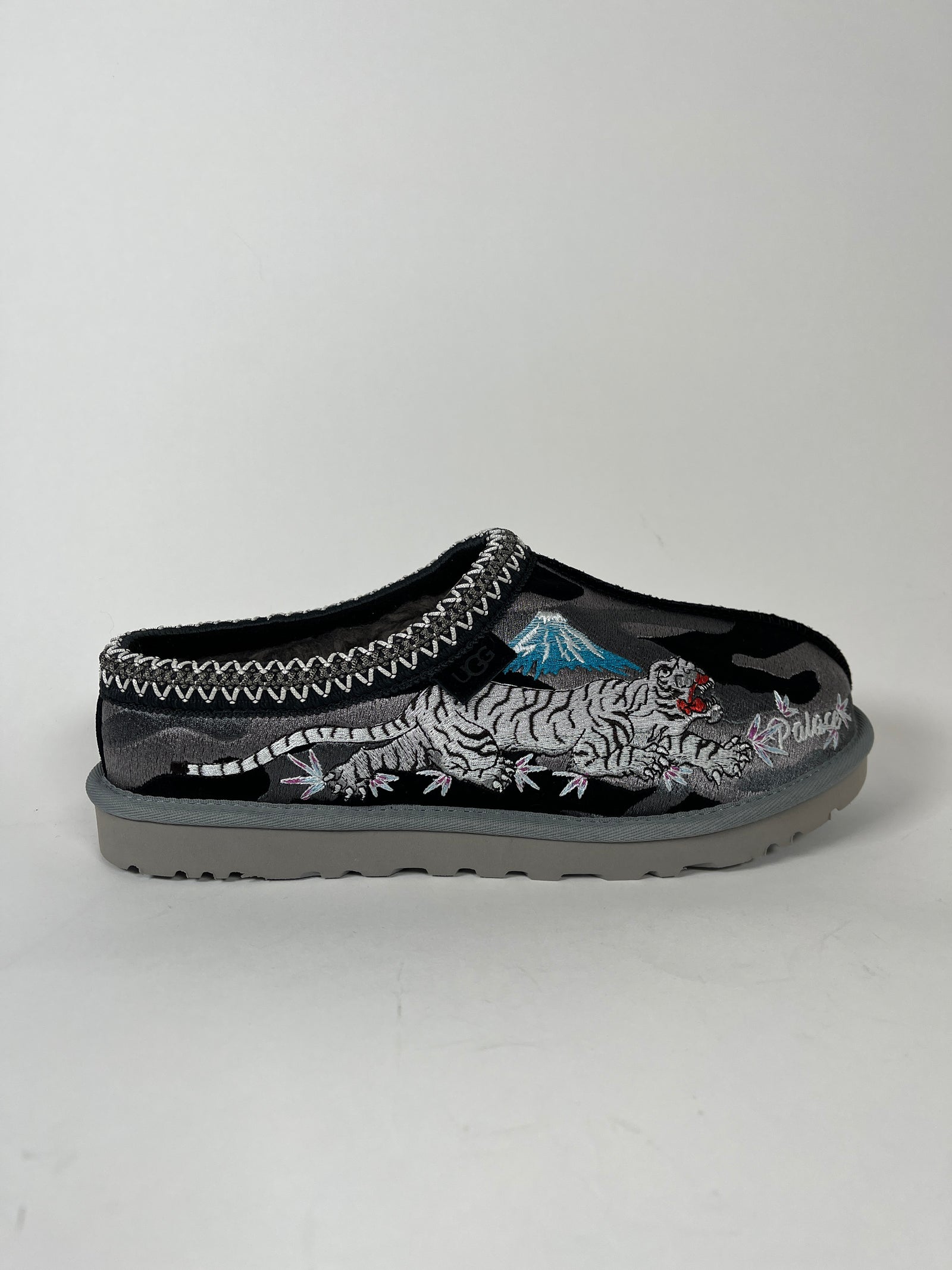 Palace x UGG Black Camo Tasman Slipper Size 8