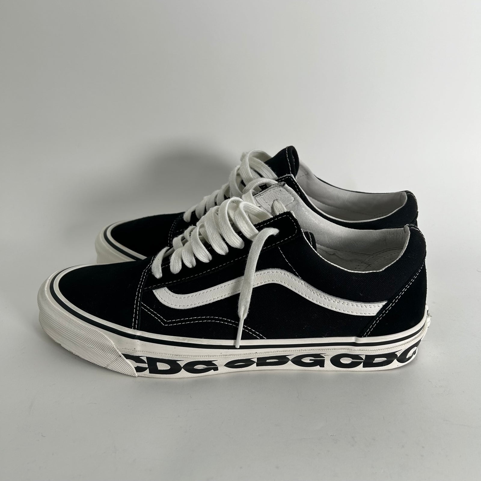 CDG x Vans Old Skool Low Top Size 12