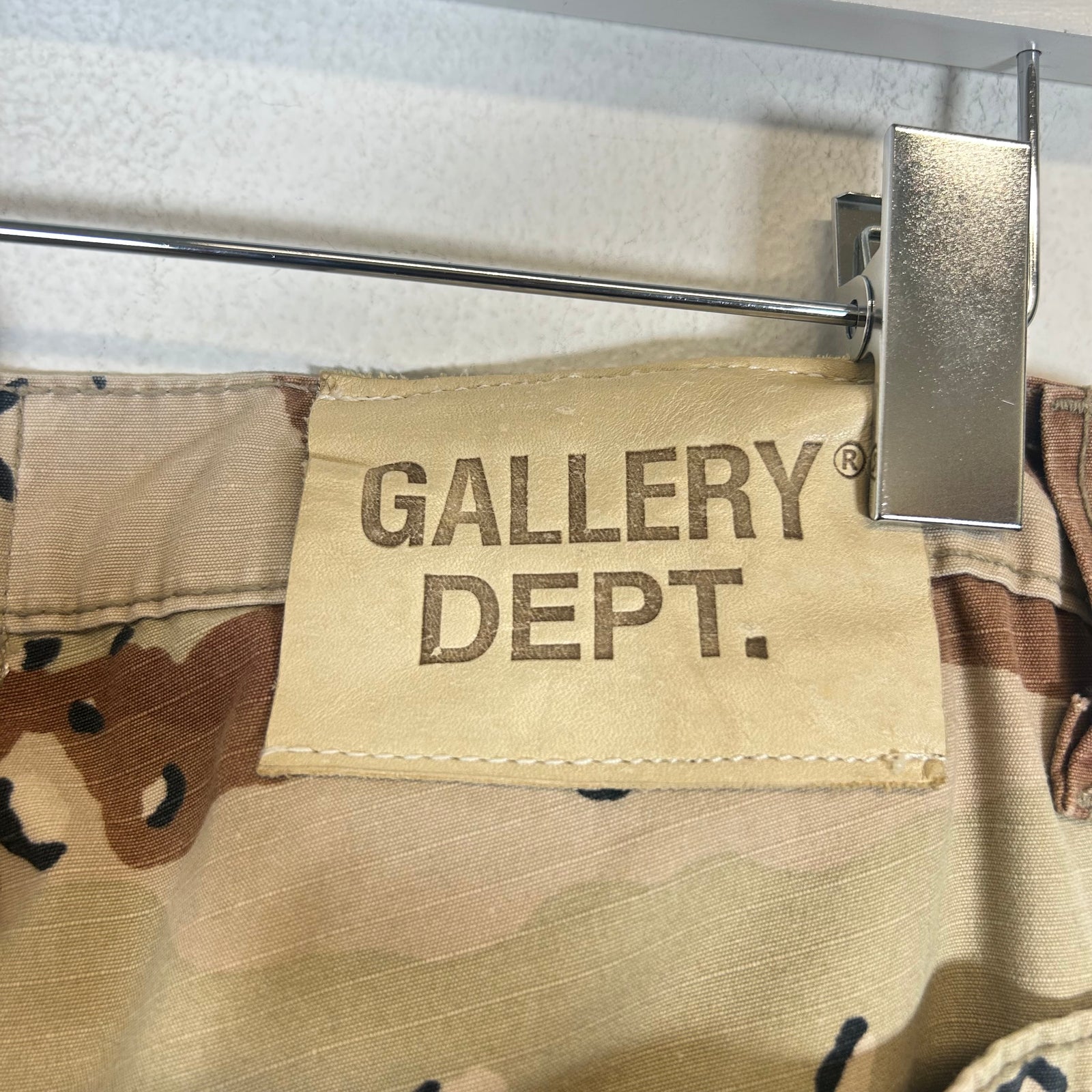Gallery Dept Chocolate Chip Camo Flared Carpenter Pants Size 33