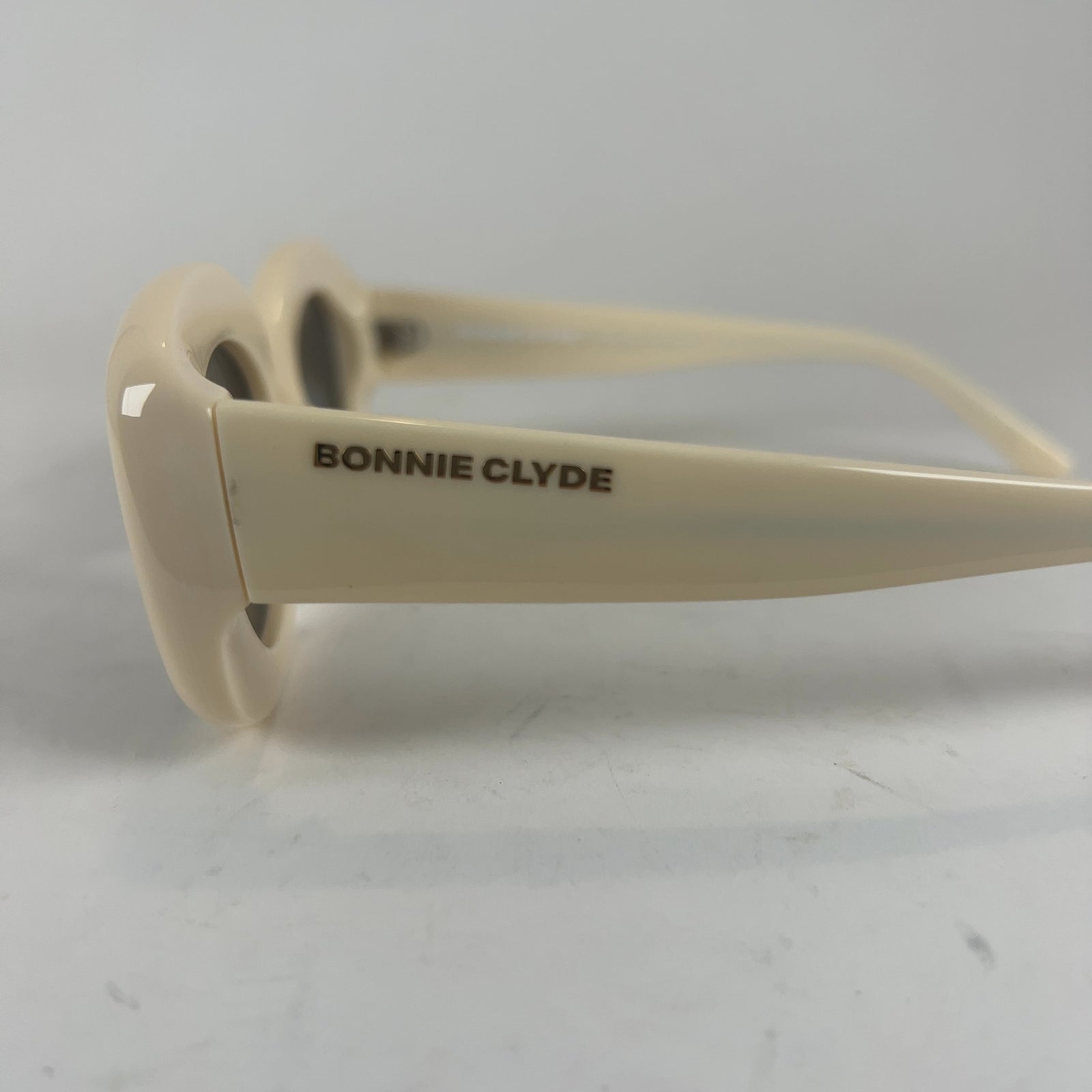 Bonnie Clyde Oval Shaped Acetate Sunglasses