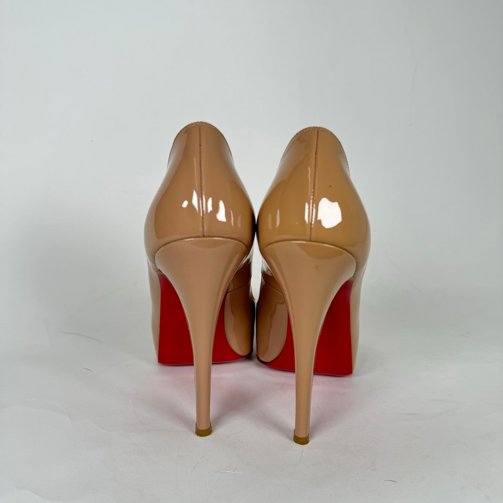 Christian Louboutin Nude Patent Very Prive 120 Heels Size 38