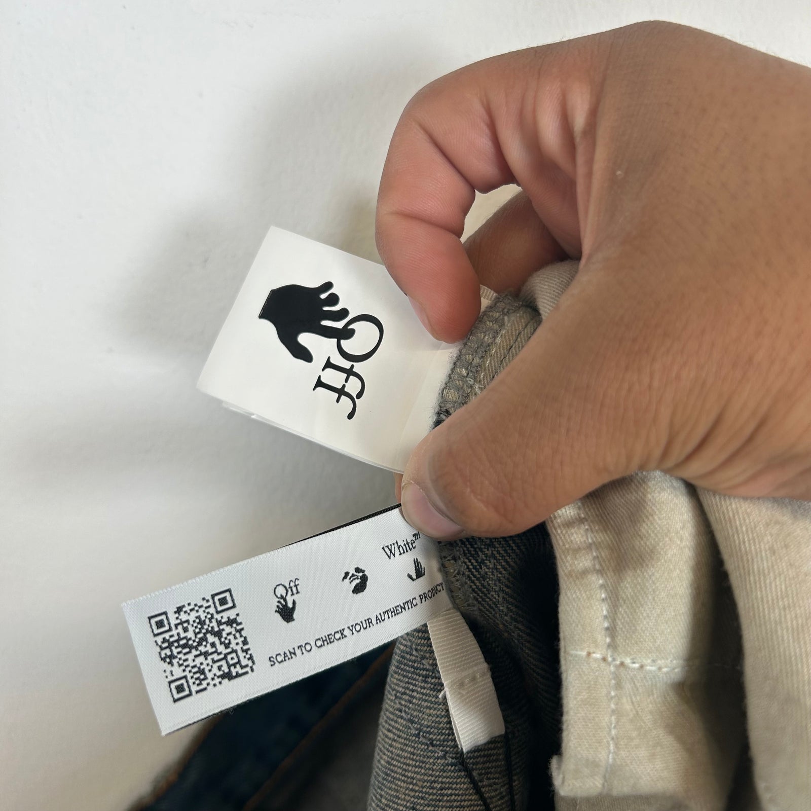 Off-White Diag Multi-Logo Washed Jeans Size 32