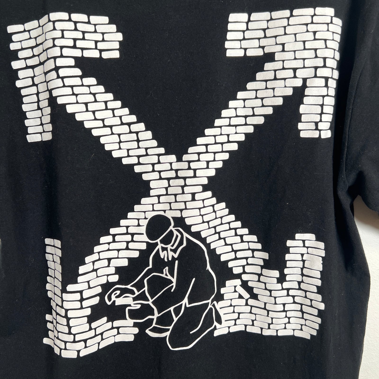 Off-White Bricks T-Shirt Size M