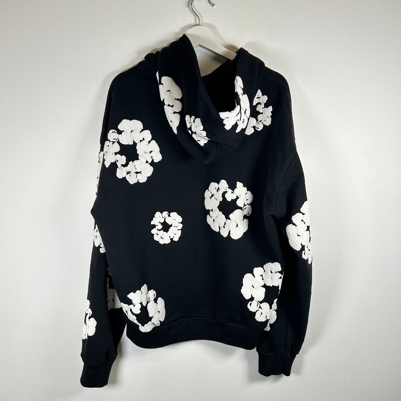 Denim Tears Black Wreath Hoodie Size L