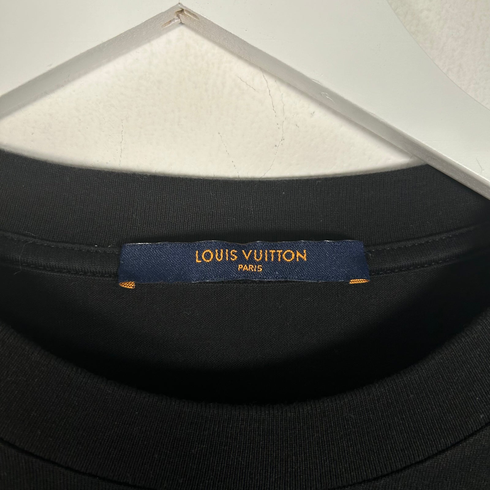 Louis Vuitton Black Ombre Monogram Size M