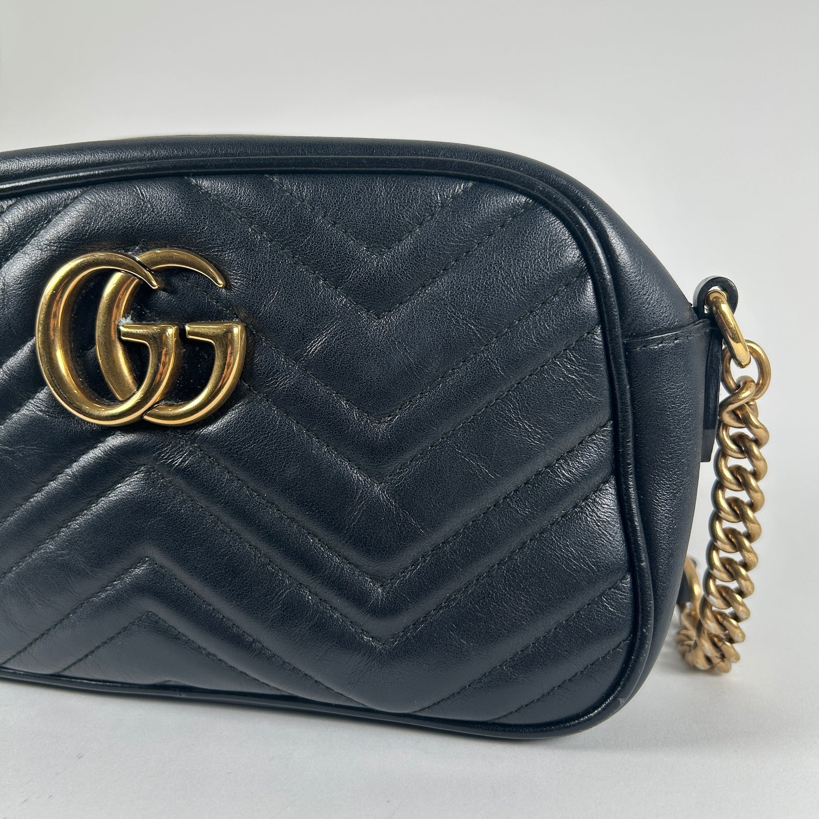 Gucci GG Marmont Small Camera Bag