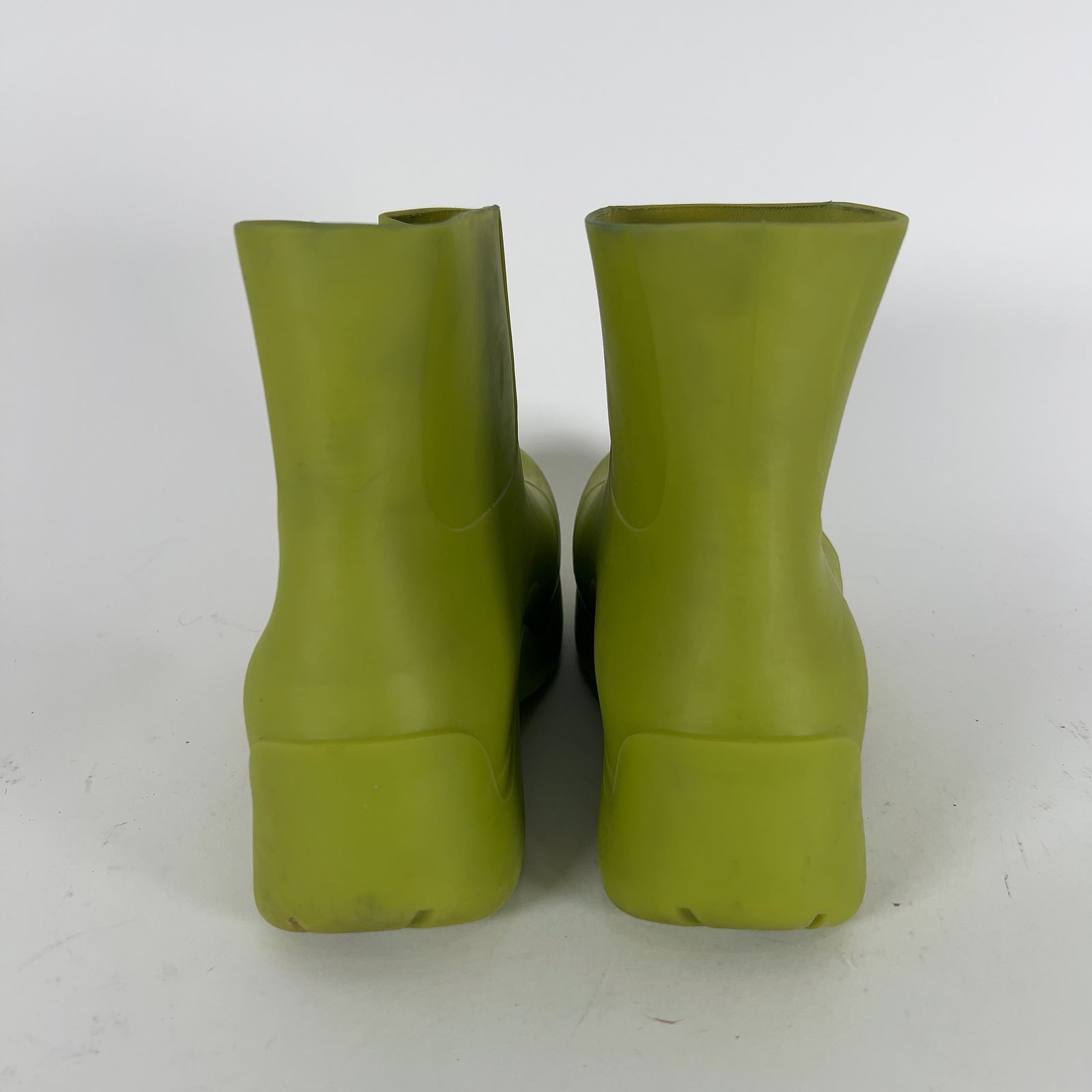 Bottega Veneta Green Puddle Boots Size 7