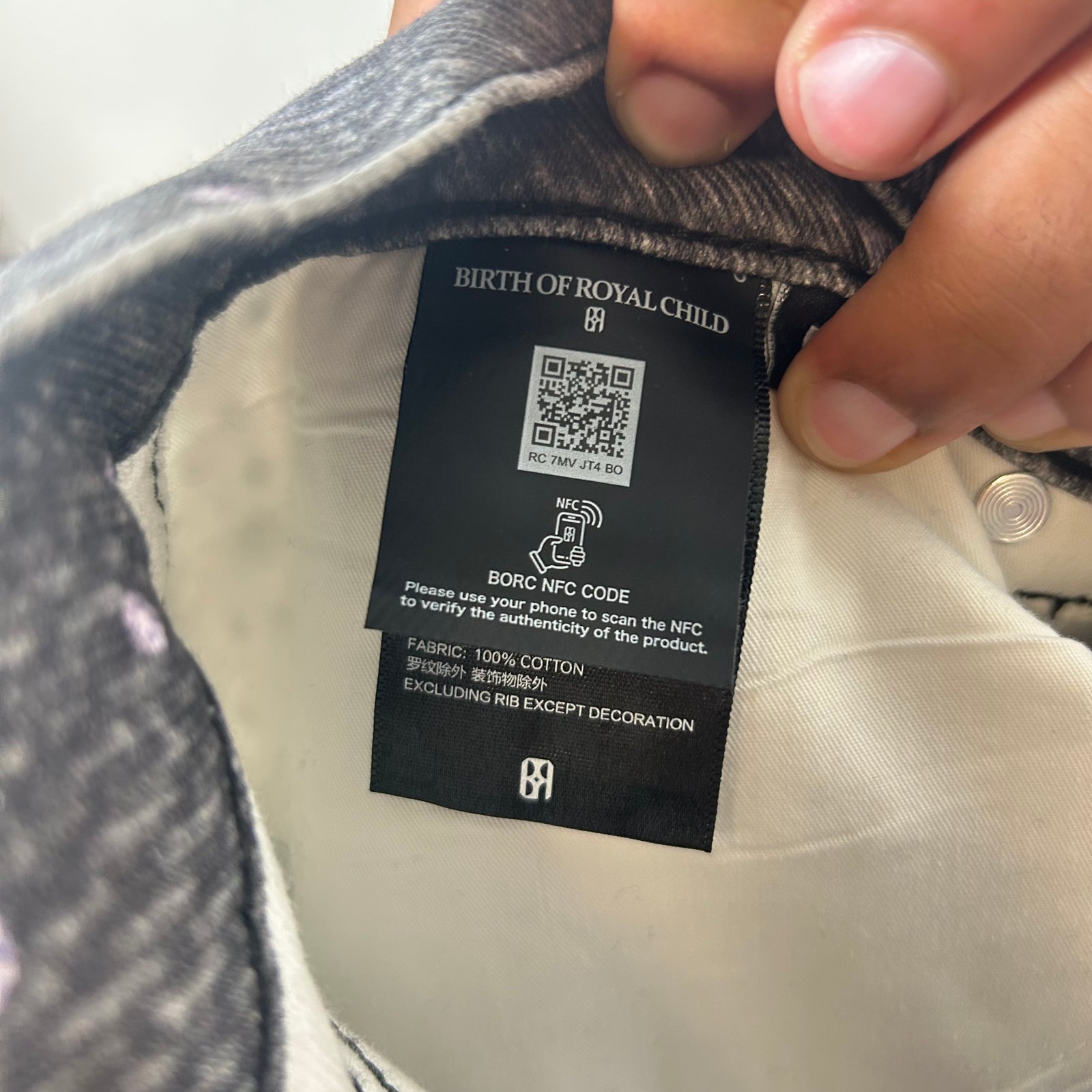 Birth Of A Royal Child Black Diamond Jeans Size M