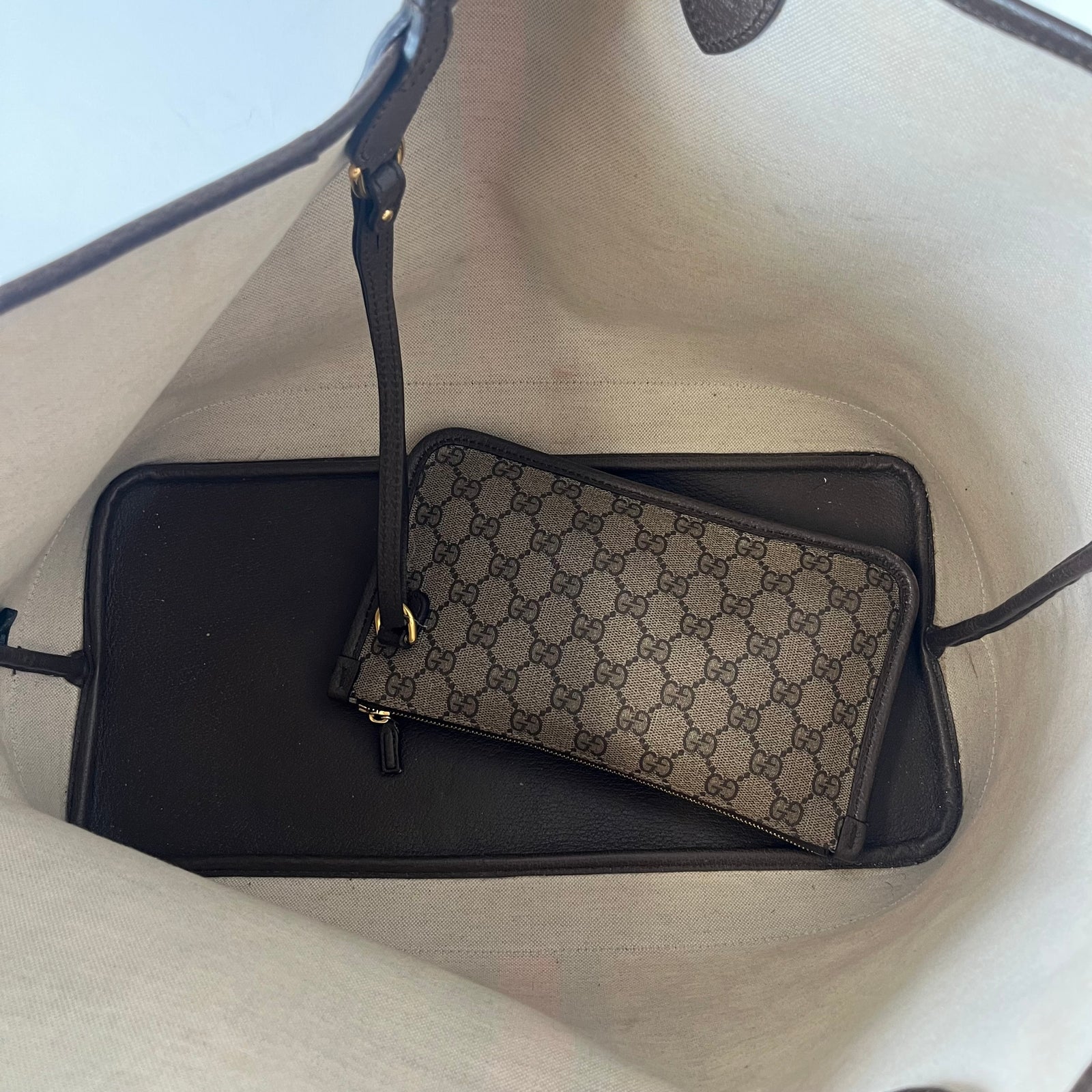 Gucci Large GG Supreme Ophidia Leather Tote W/ Wallet