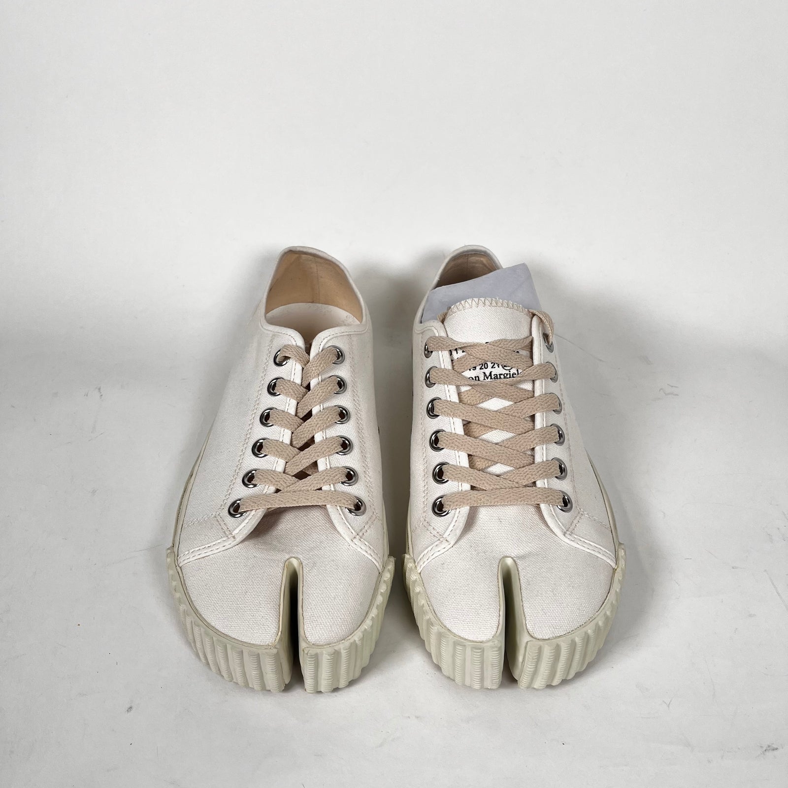 Maison Margiela Tabi Low Top Canvas White Size 39.5