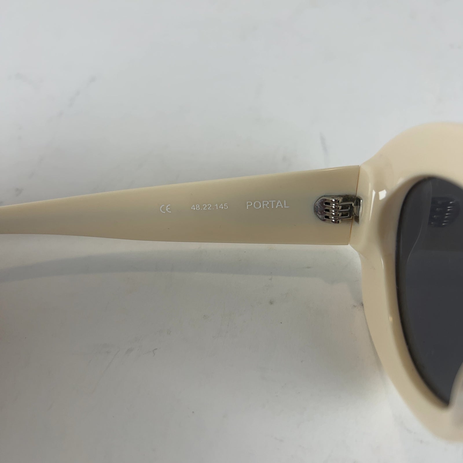 Bonnie Clyde Oval Shaped Acetate Sunglasses