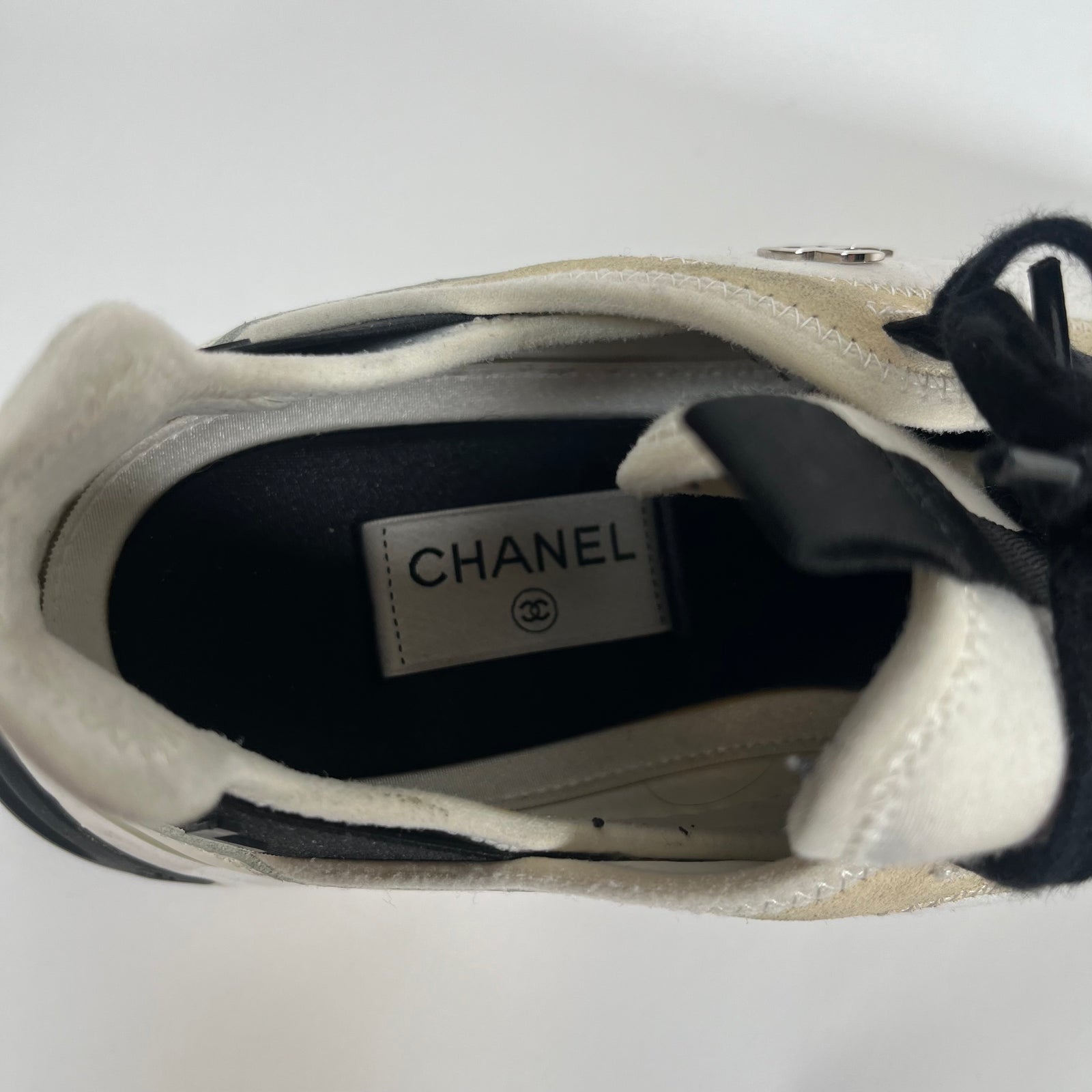 Chanel Interlocking CC Logo Leather Sneakers Size 45