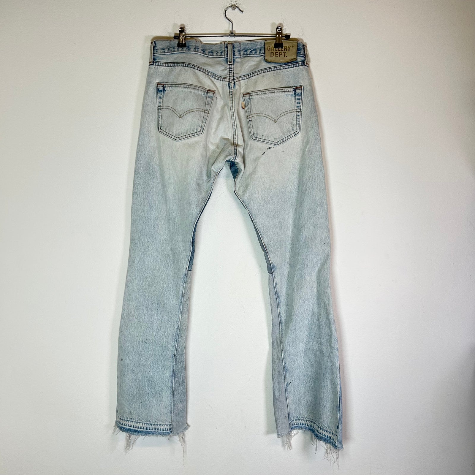 Gallery Dept Lightwash LA Flare 90210 Jeans Size 32
