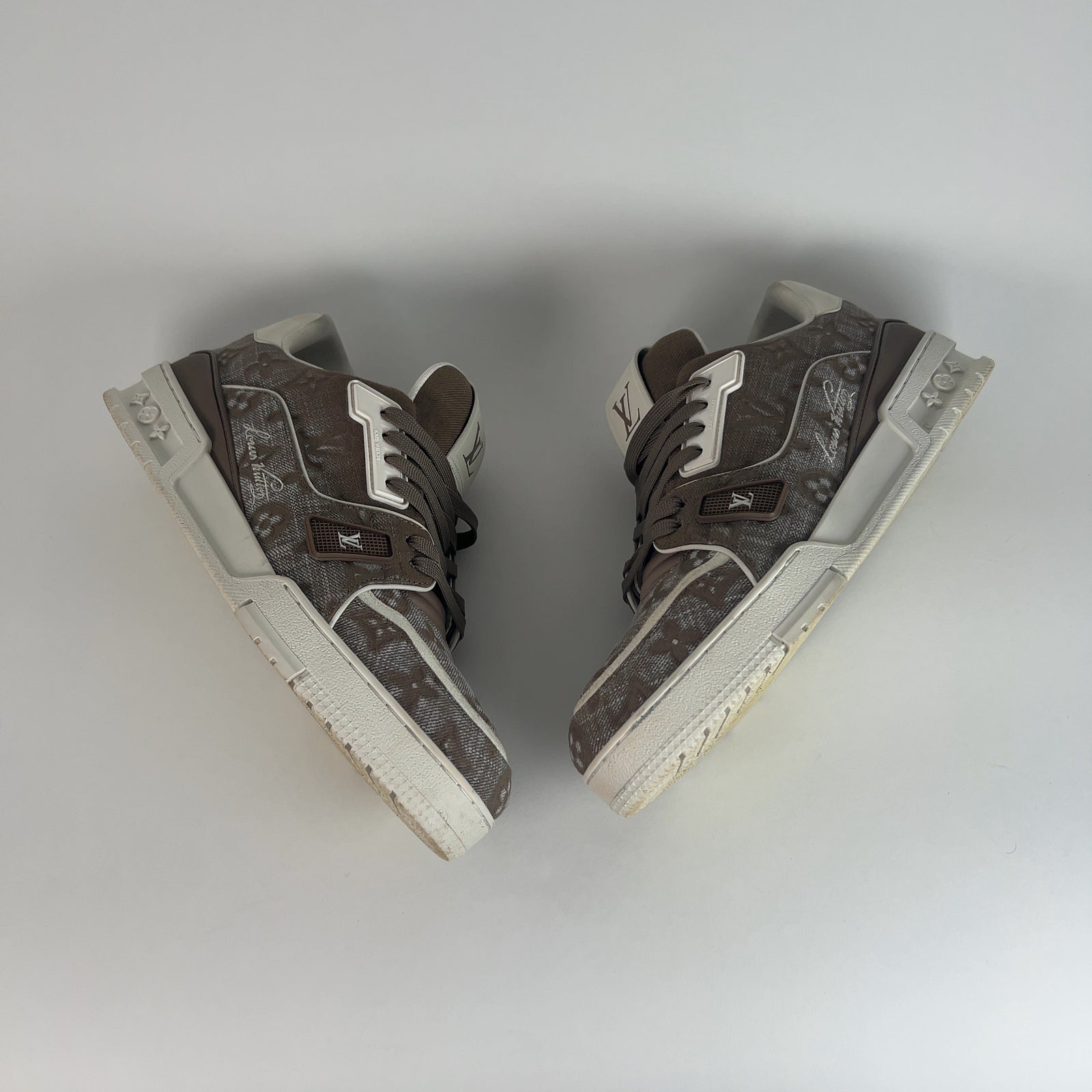Louis Vuitton Canvas Trainer Lowtop Sneakers