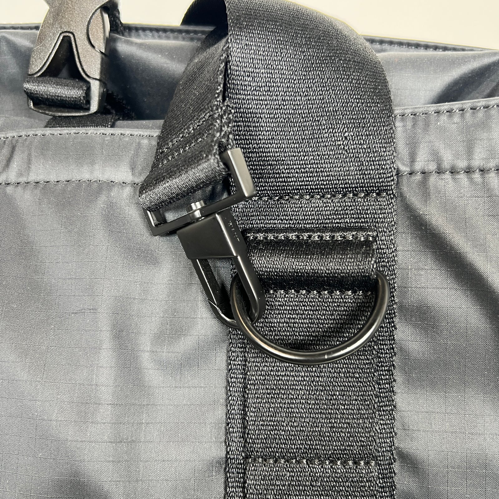 Want Les Essentials Black Travel Bag