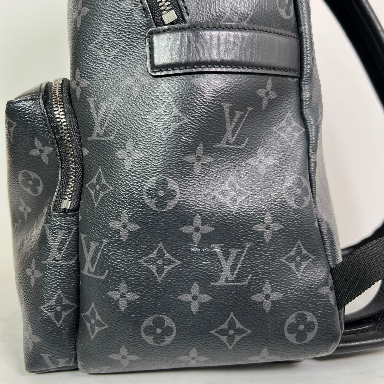Louis Vuitton Monogram Eclipse Discovery Backpack