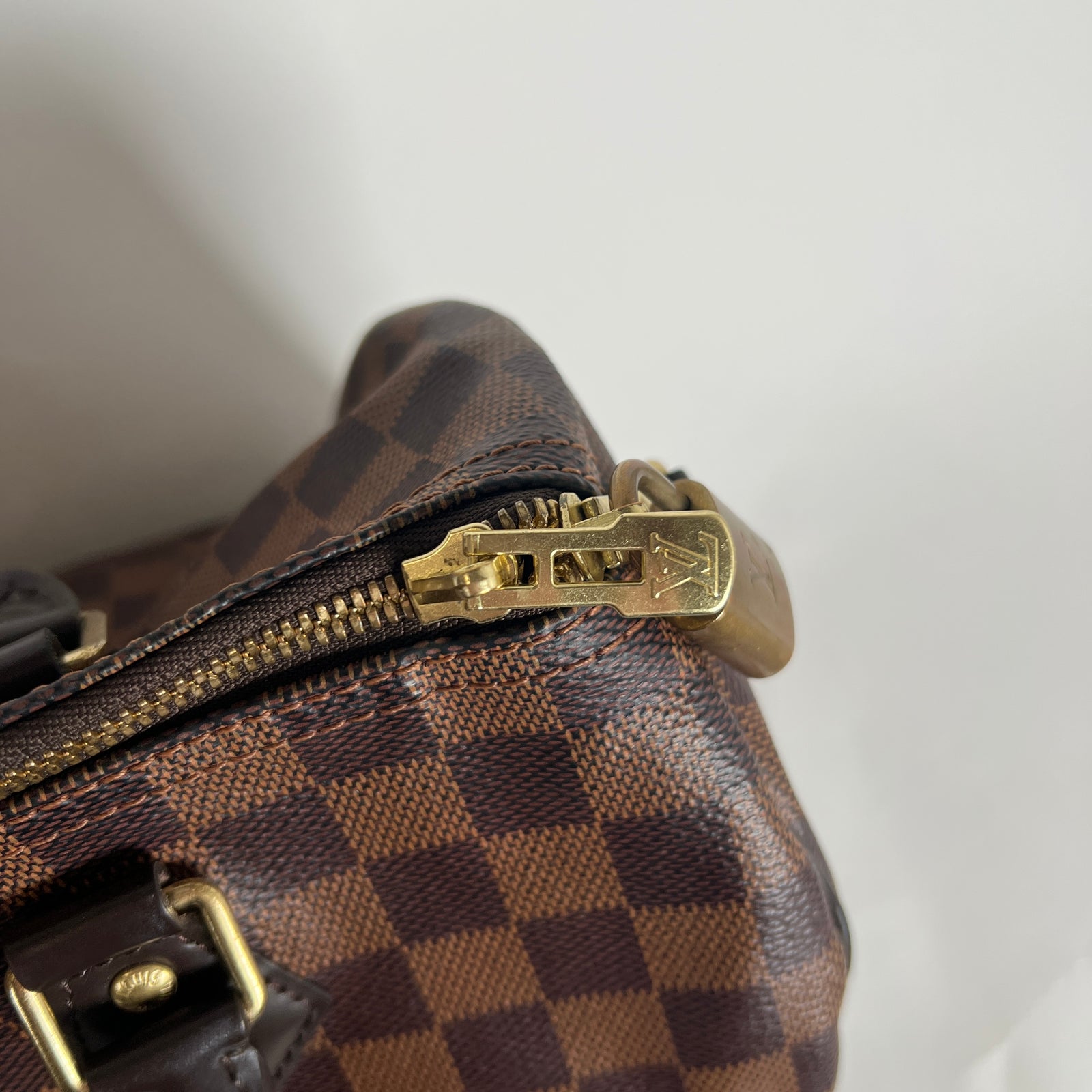 Louis Vuitton Damier Ebene Speedy 30