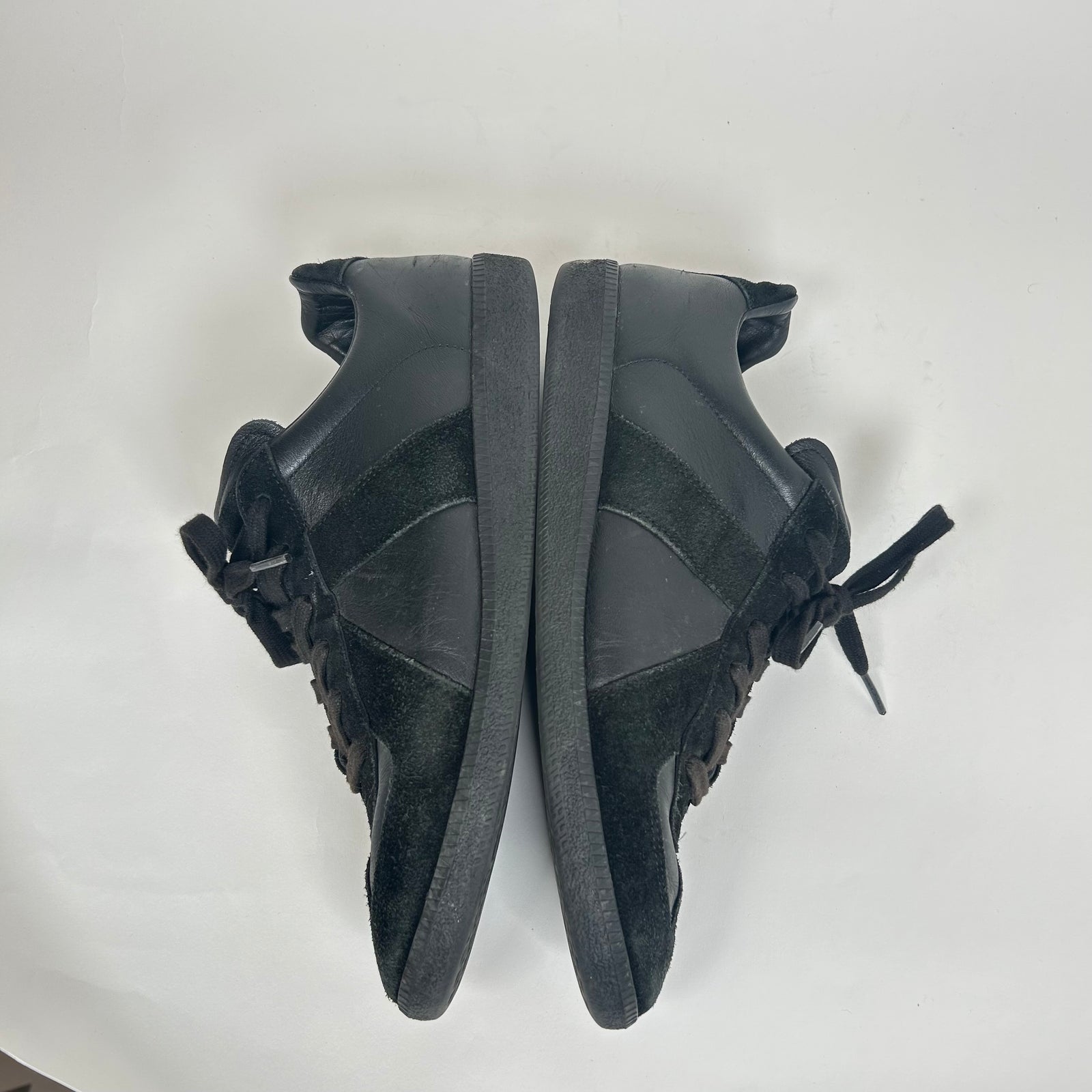 Maison Margiela Black/Black Gats Size 43