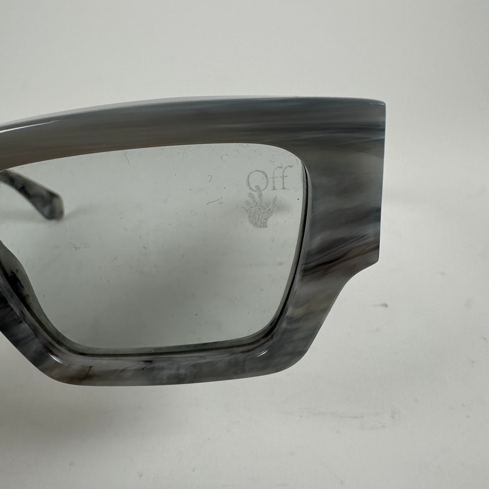 Off-White Gray Marble Arrow Square Frame Sunglasses