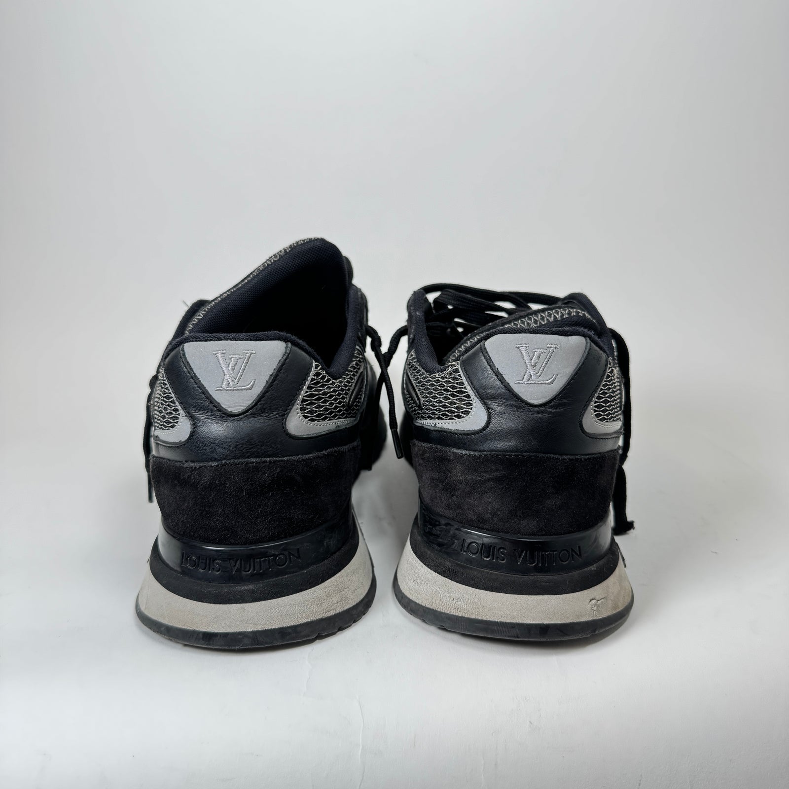Louis Vuitton Black Runaway Sneaker Size LV 9