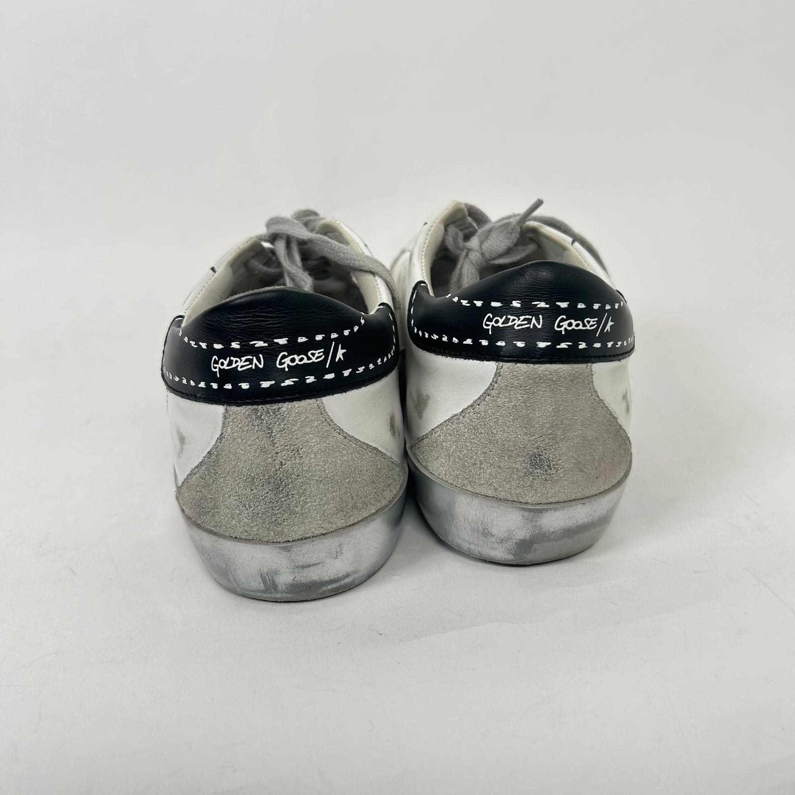 Golden Goose Low Top Sneaker SIze 41