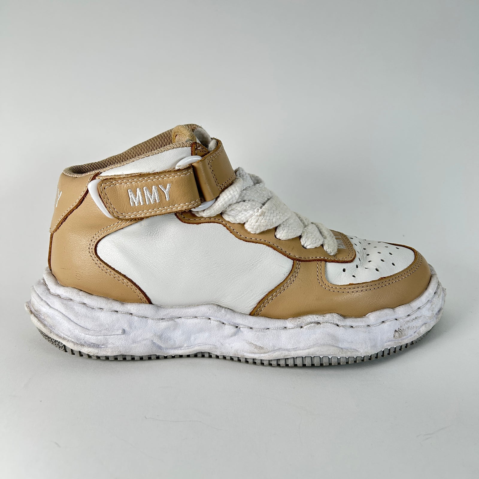 MMY Khaki/White High Tops Size 41