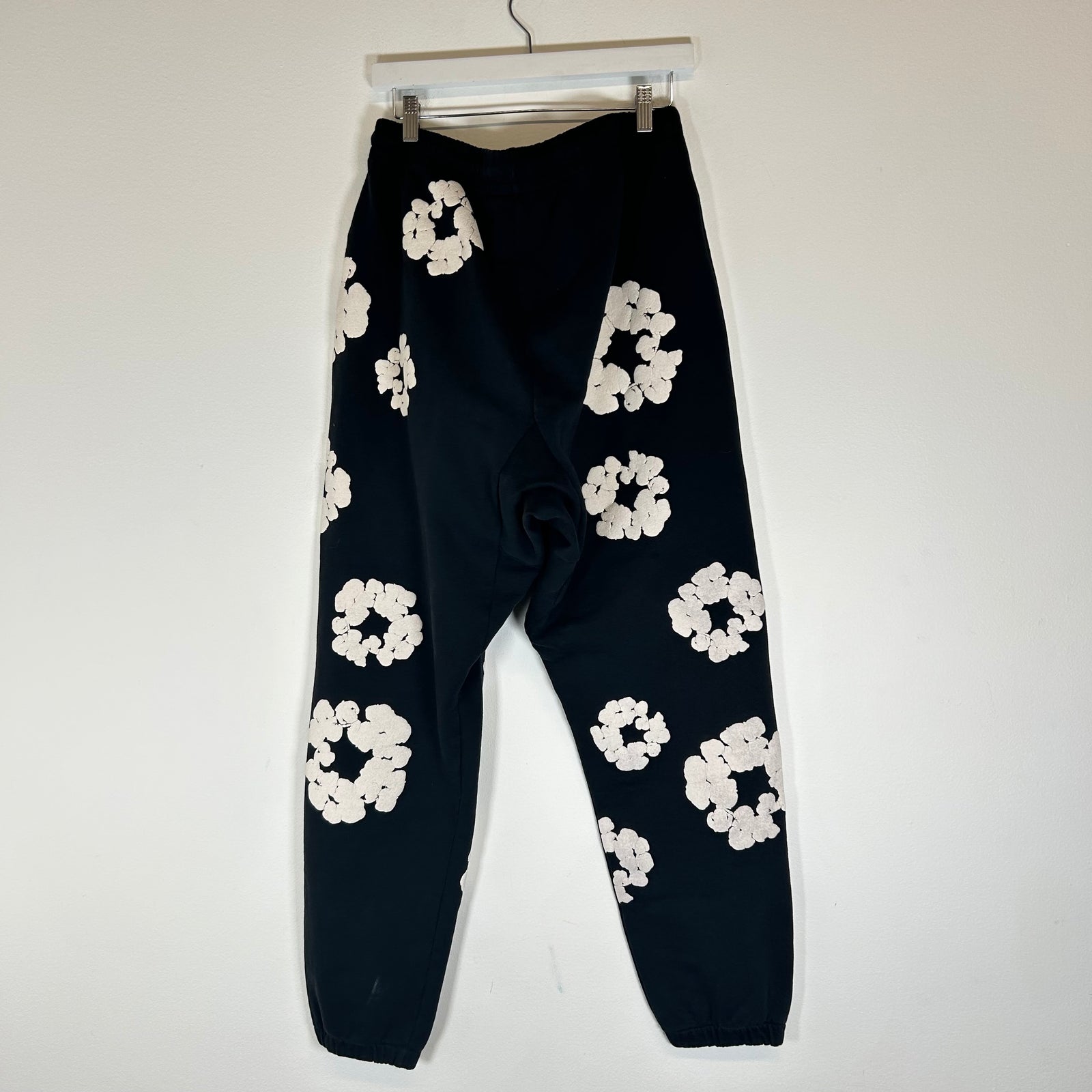 Denim Tears Black Wreath Sweatpants Size M