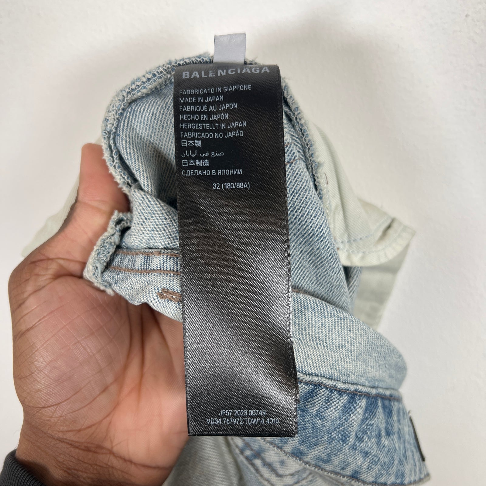 Balenciaga Lightwash Baggy Denim Jeans Size 32