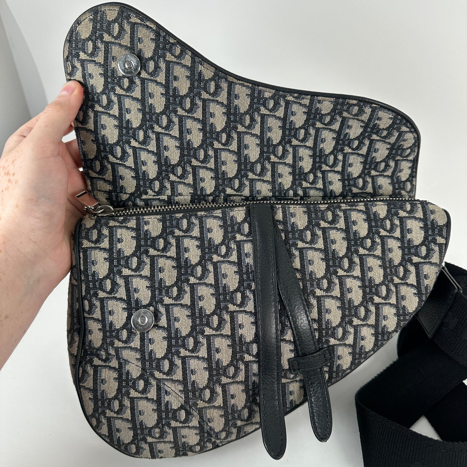Dior Mens Oblique Saddle Crossbody Bag