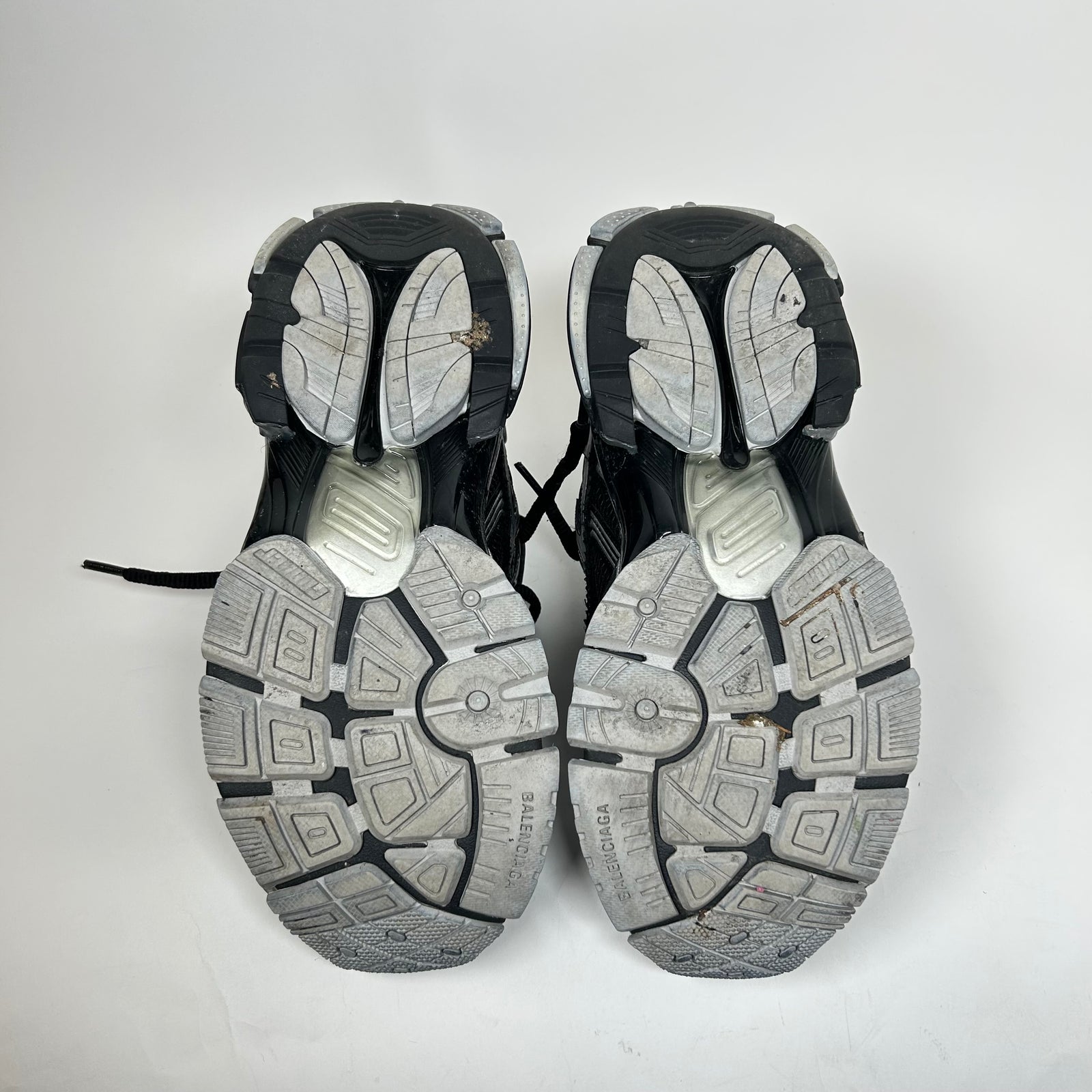 Balenciaga Black/Silver Mesh Runners Size 40