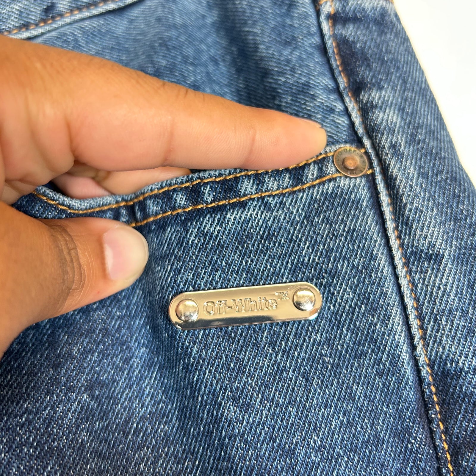 Off-White Blue Gothic Embroidered Slim Fit Jeans Size 36