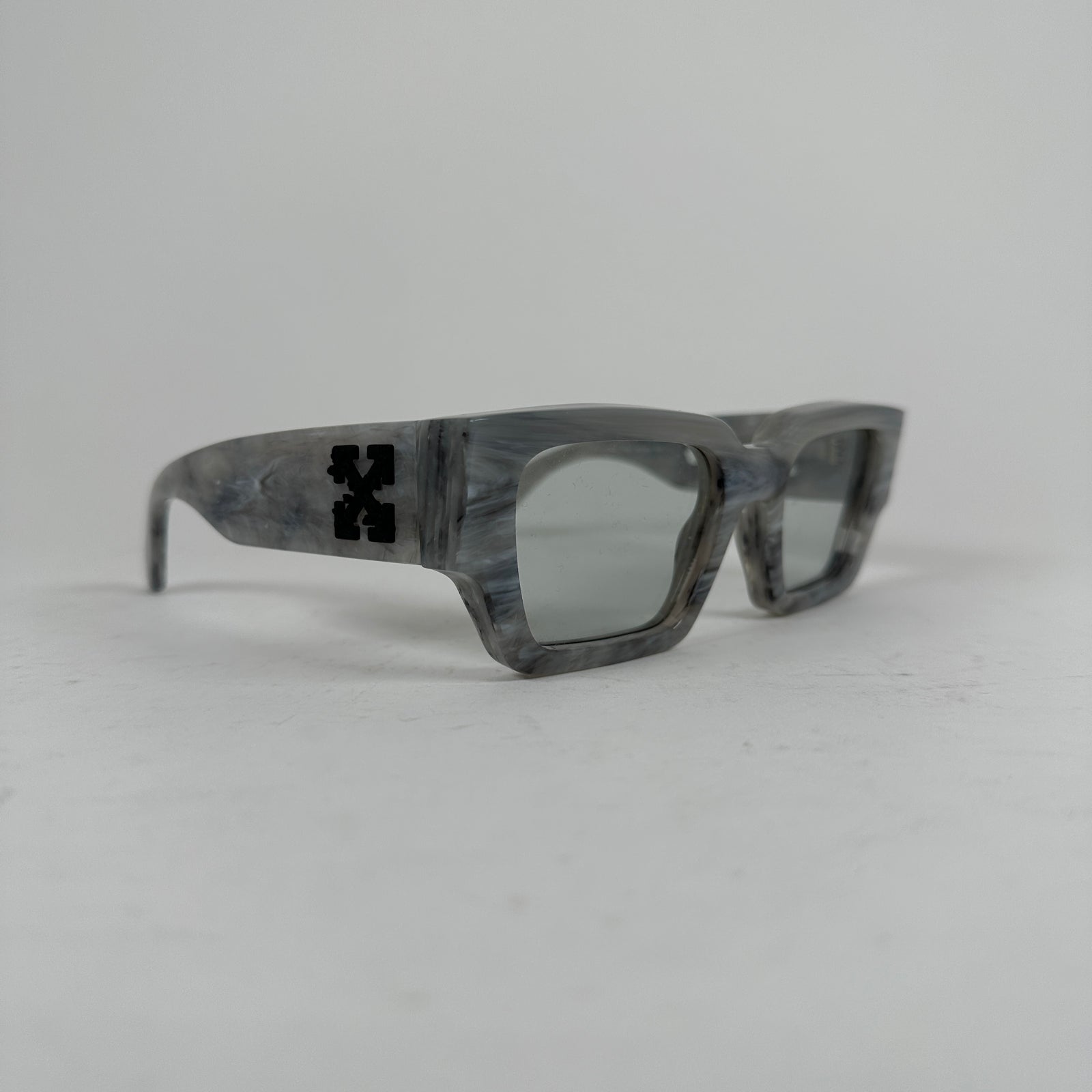 Off-White Gray Marble Arrow Square Frame Sunglasses