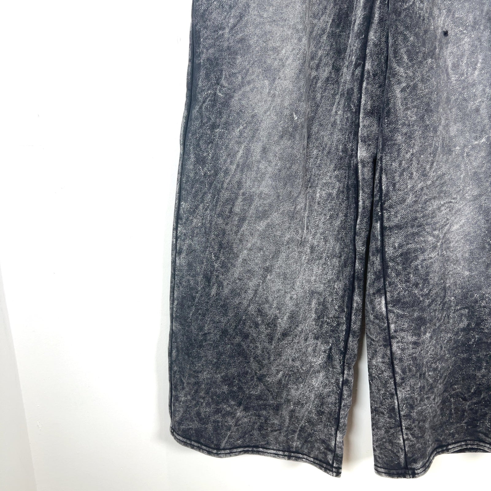 Vertabrae Acid Wash 'C2' Logo Sweatpants
