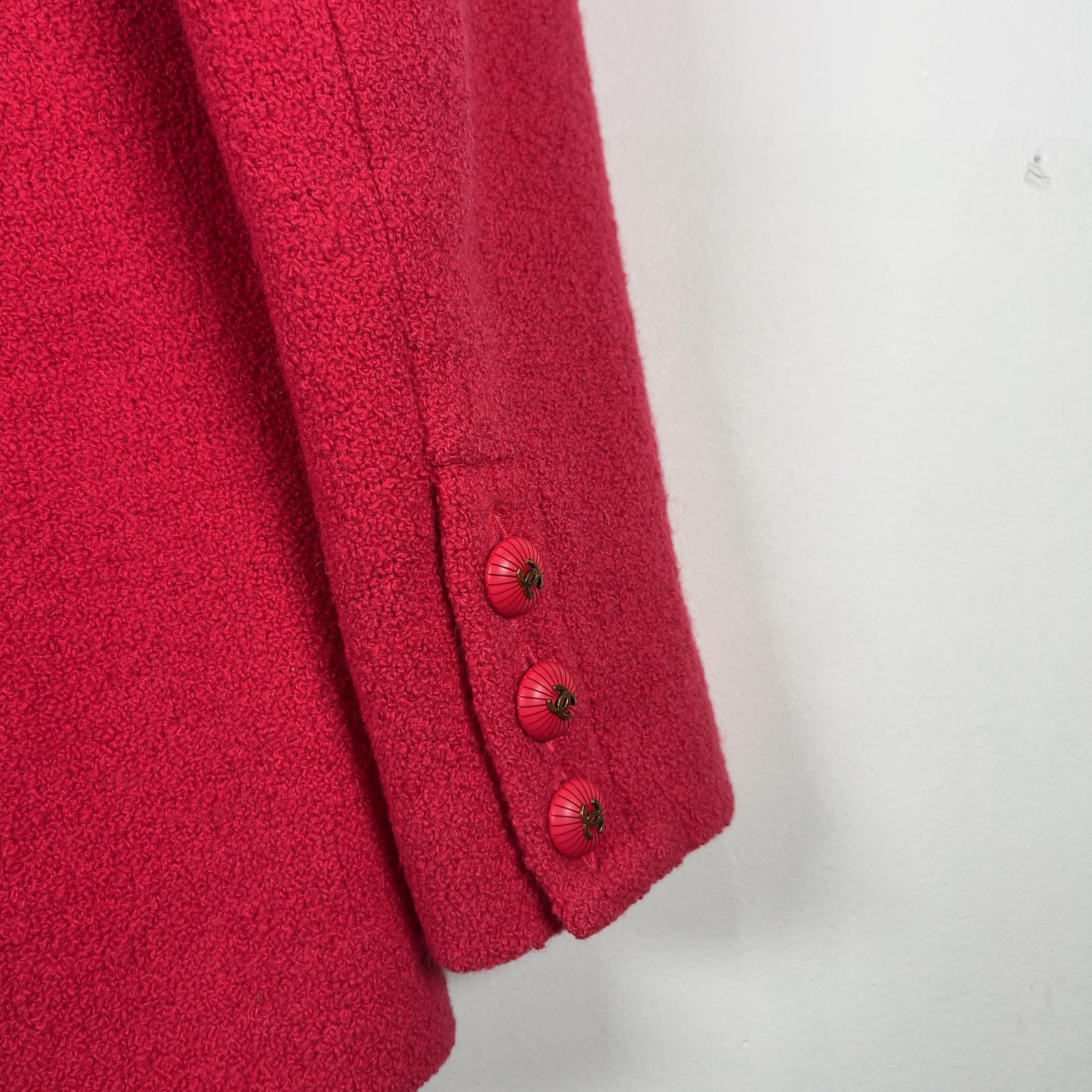Chanel Pink Vintage Bouclé Wool Jacket Size S