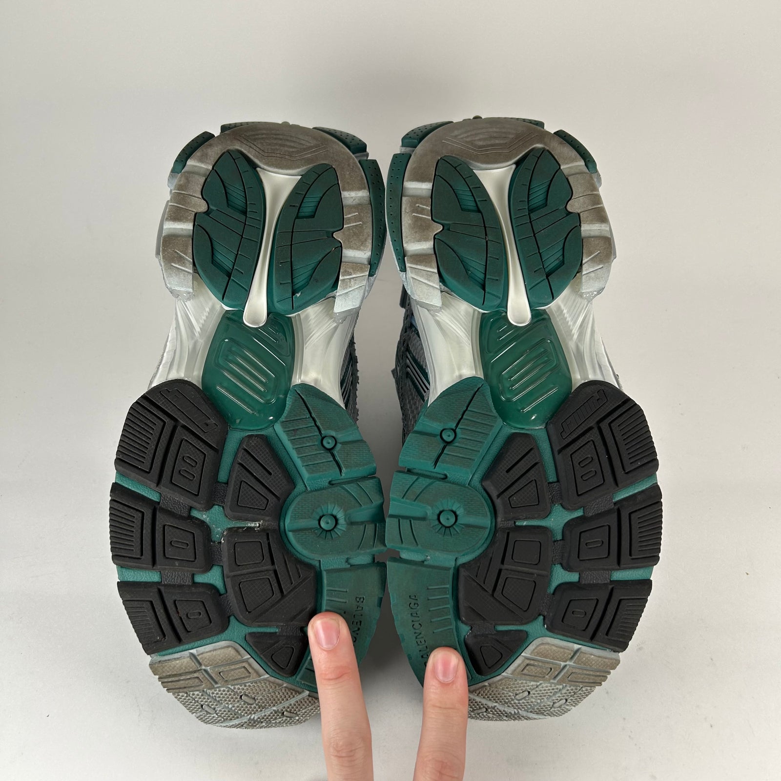 Balenciaga Green/Blue Runners Size 7
