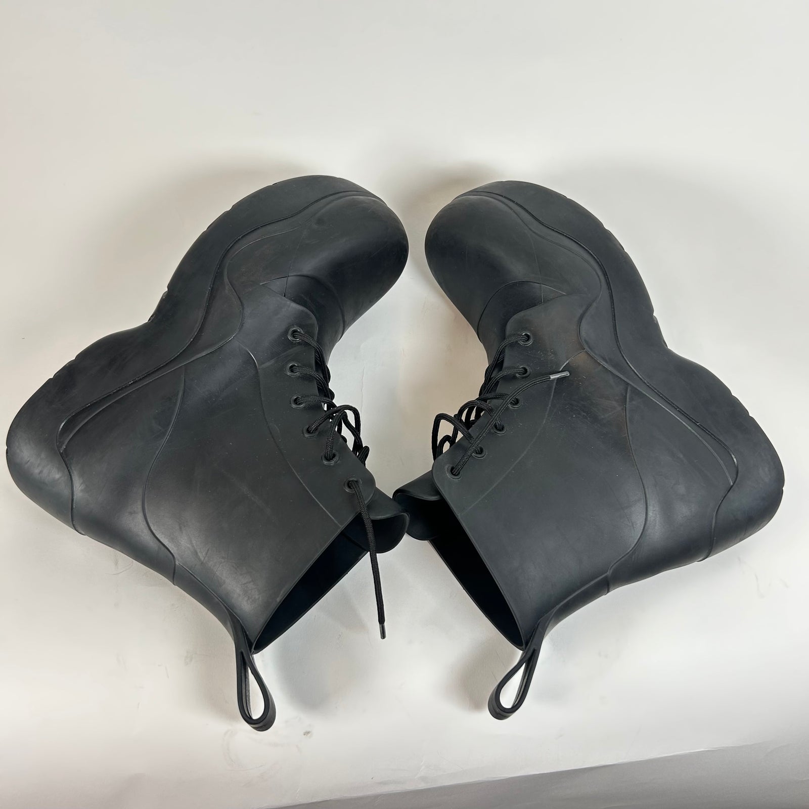 Bottega Veneta Black Lace Up Puddle Boots Size 45