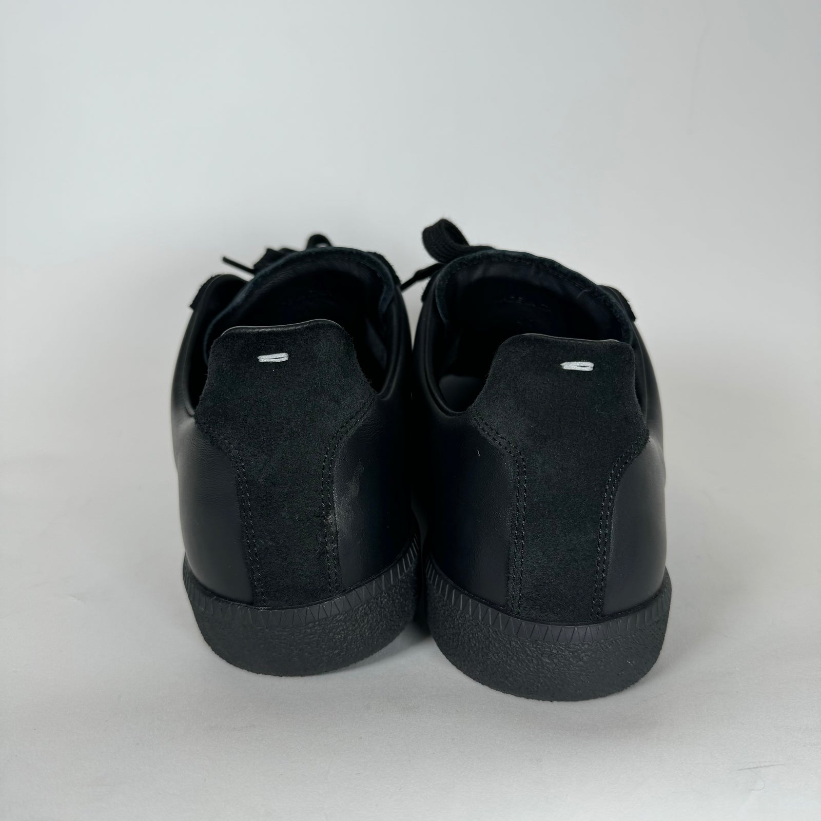 Maison Margiela All Black Gats Size 44