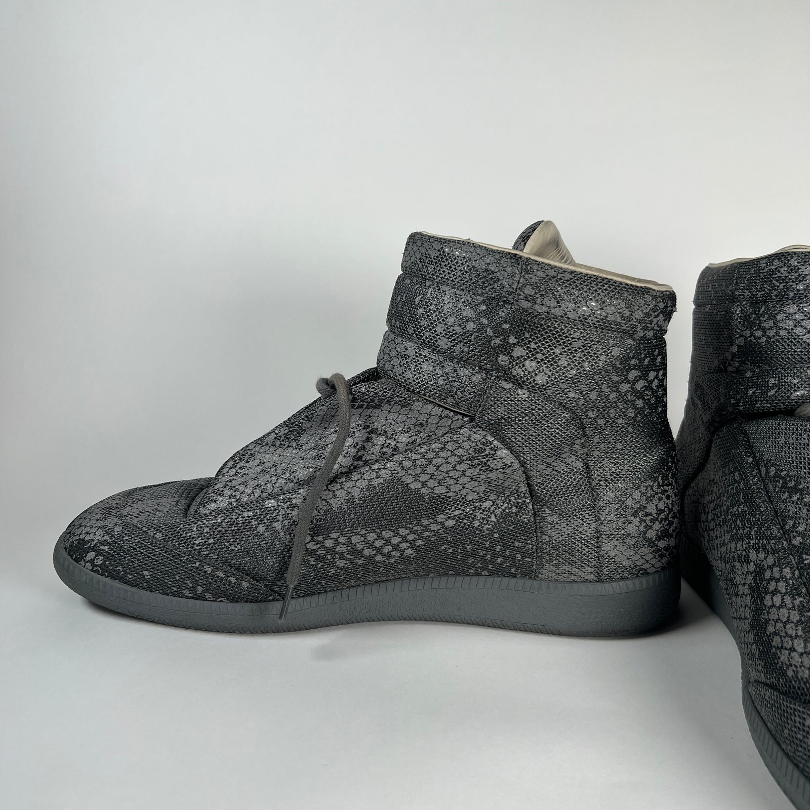Maison Margiela Python Reflective Grey Future Size 11