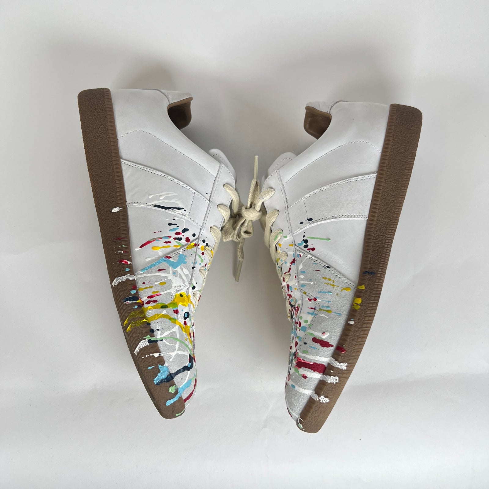 Maison Margiela White Paint Splatter Gats Size 42