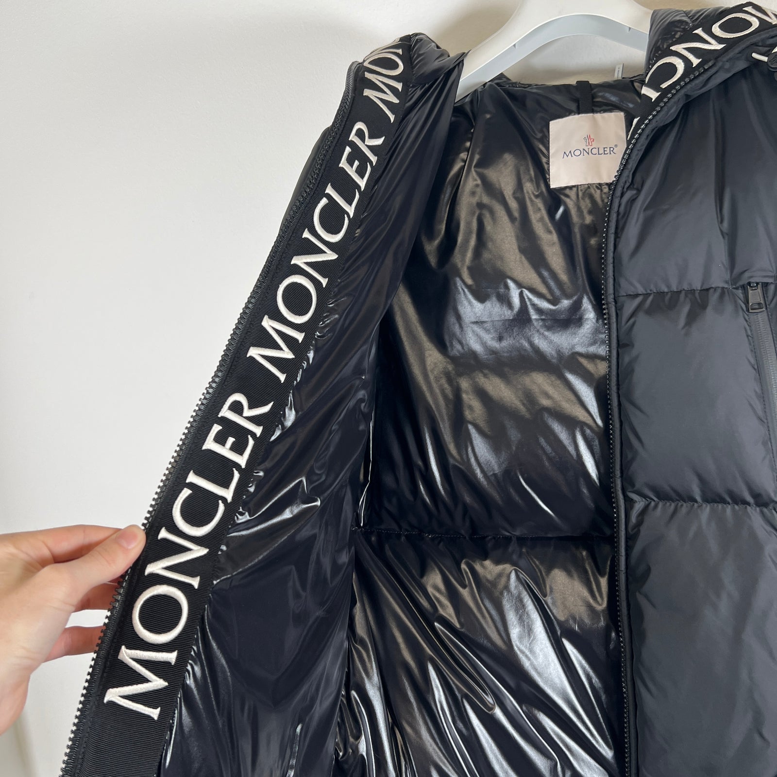 Moncler Down Puffer Jacket Size 3