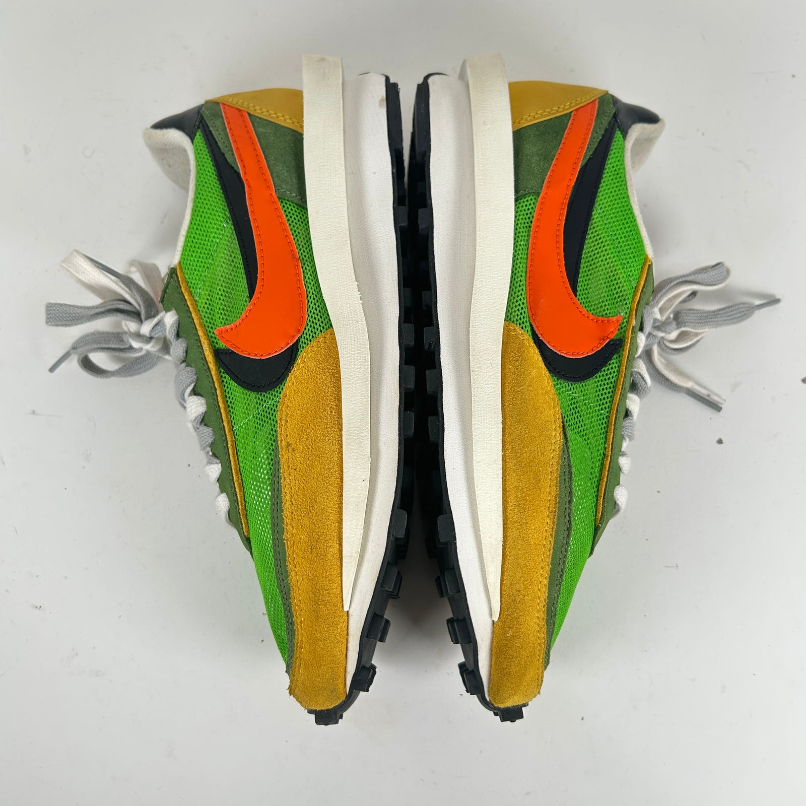 Nike x Sacai LD Waffle Green Gusto Size 9.5