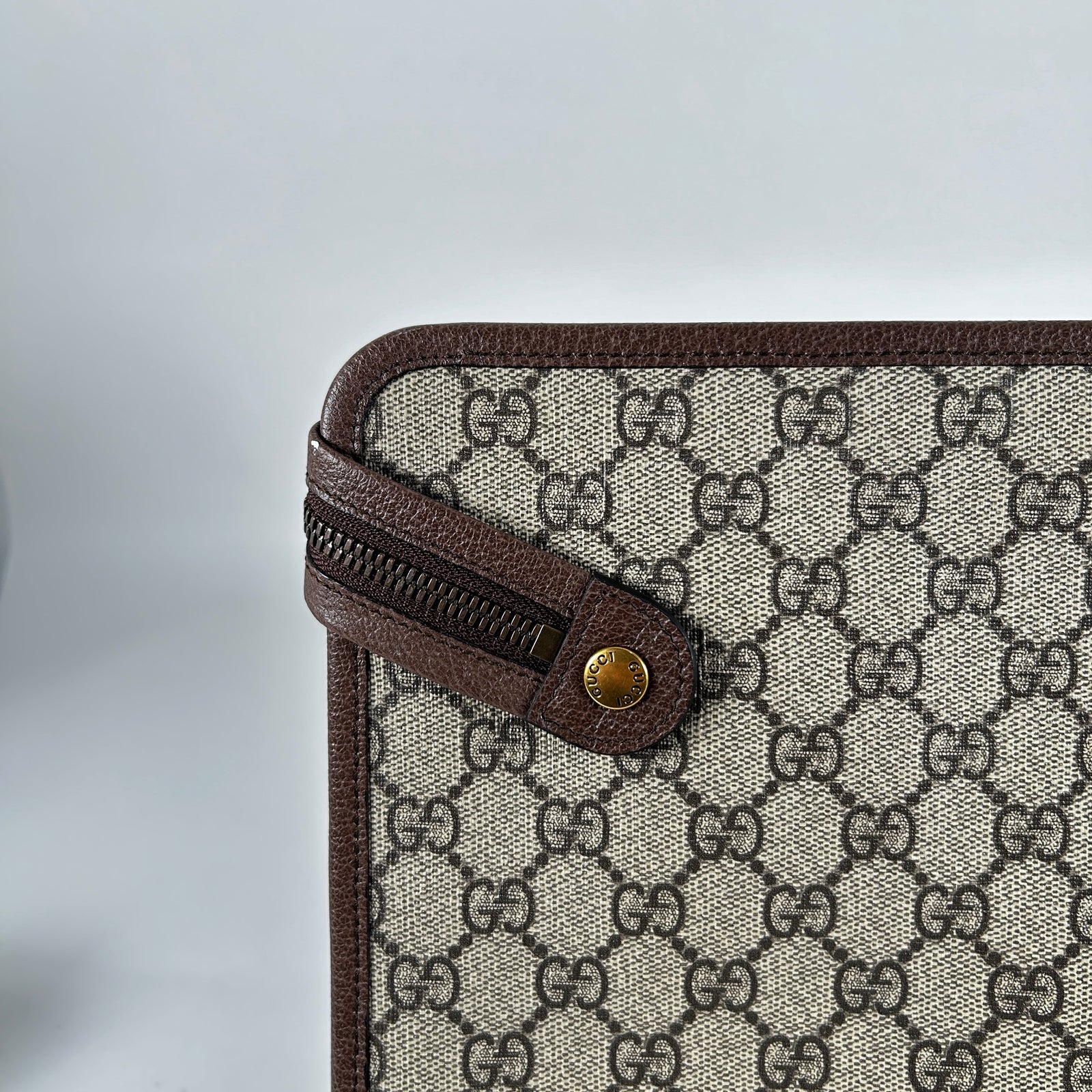 Gucci GG Supreme Ophidia Clutch