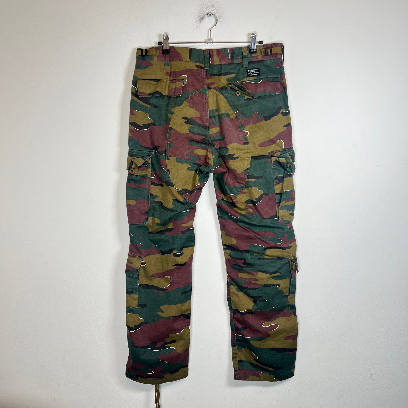 Supreme SS18 Woodland Camo Cargo Pants Size 30