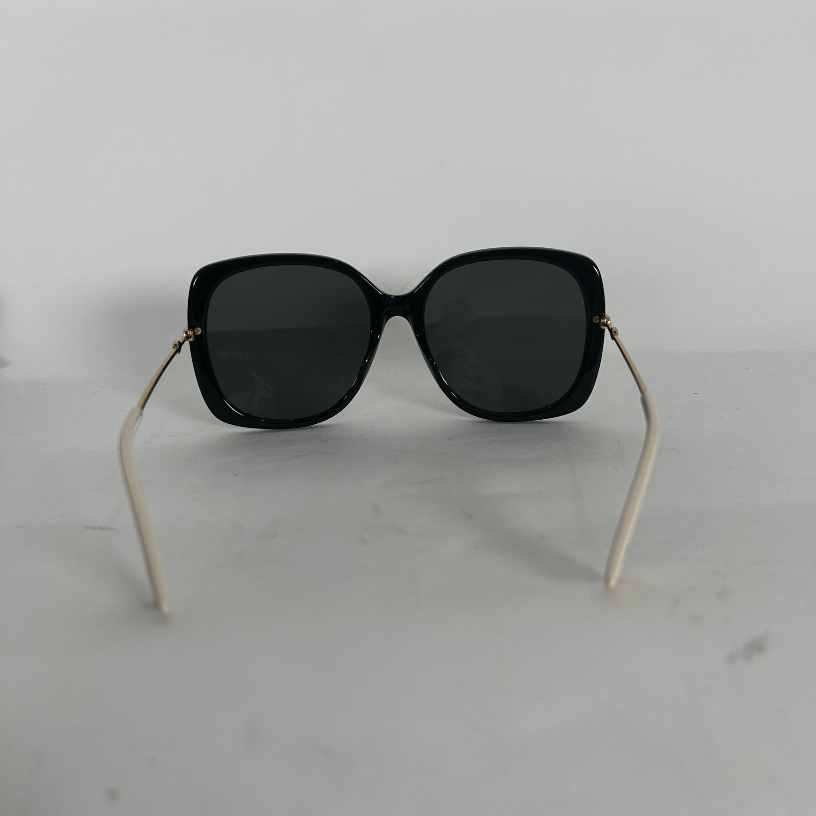 Gucci Oversized Rectangular Sunglasses